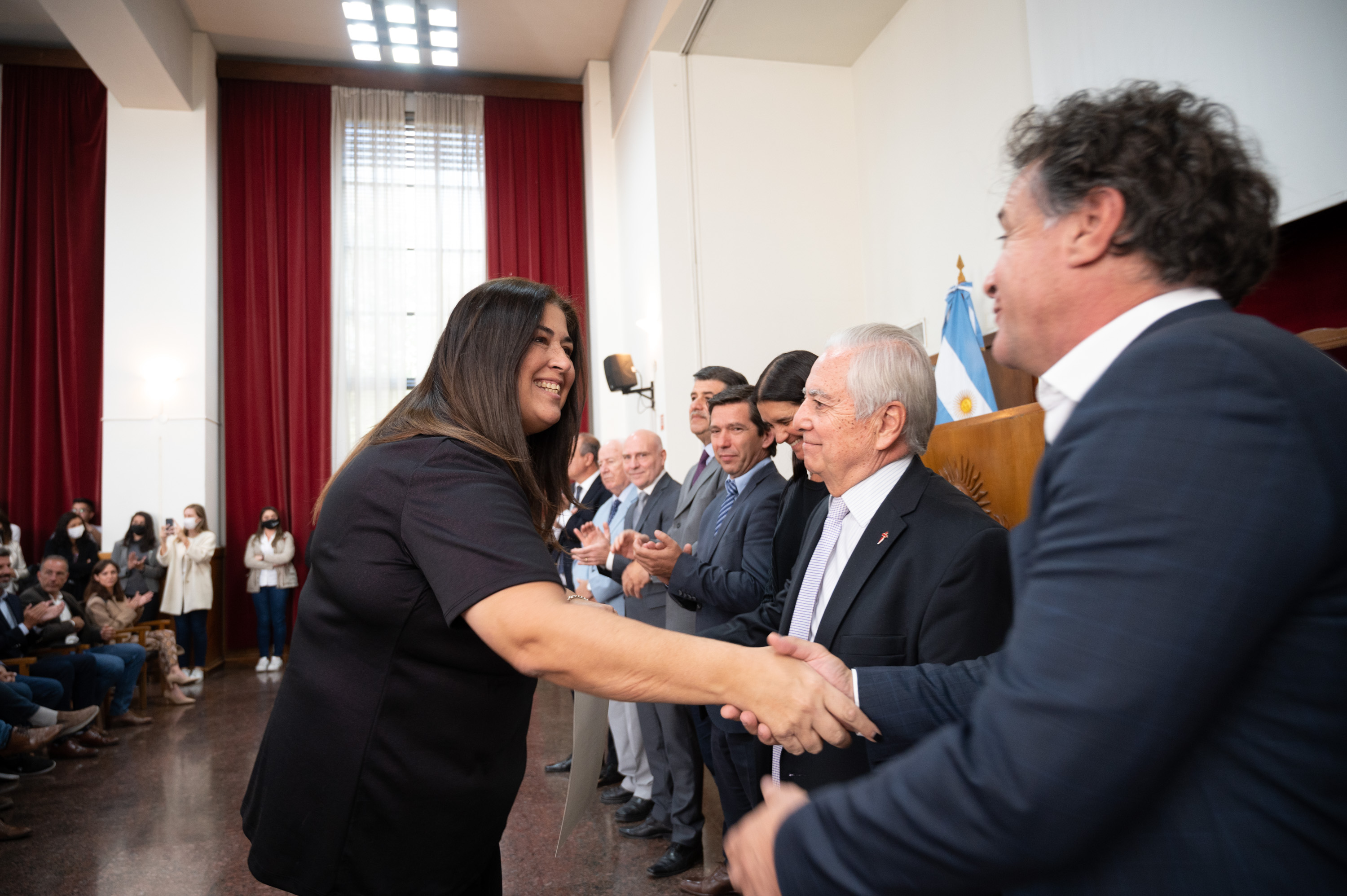 El Concejo Deliberante de la Ciudad de Mendoza distinguirá al “Maestro del Año»